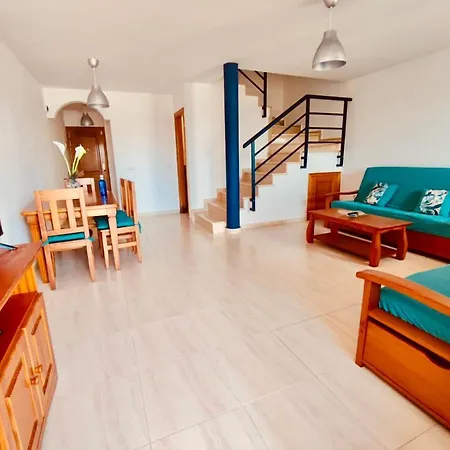 Casa Cris 펜션 Lajita